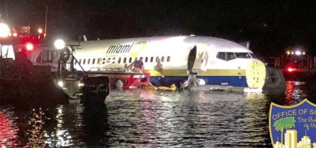 Boeing 737 in Florida