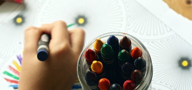 scuola bambino colori pixabay1280 640x300