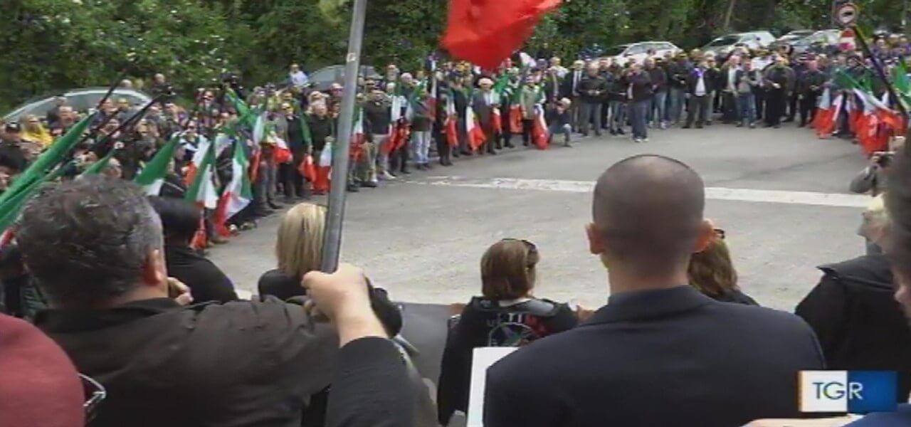 Rai, servizio su fascisti a Predappio/ Caporedattore Tg3 Emilia Romagna si è dimesso