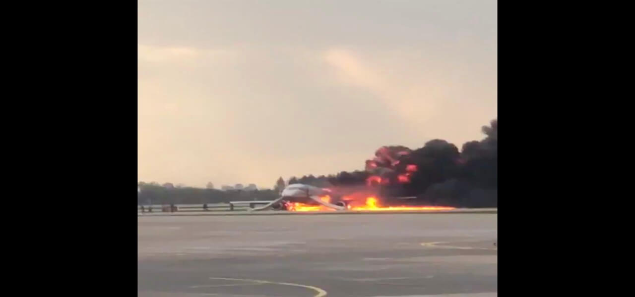 incendio aereo mosca