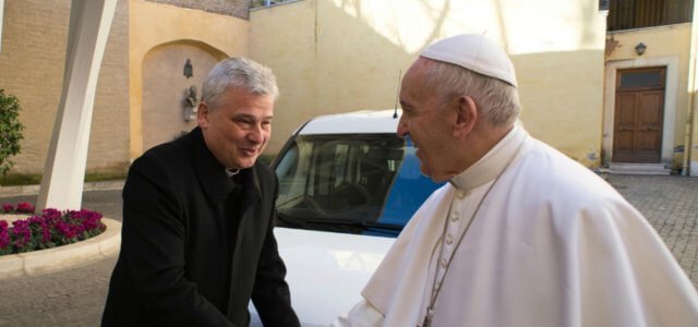 krajewski papa francesco 1 lapresse1280 640x300