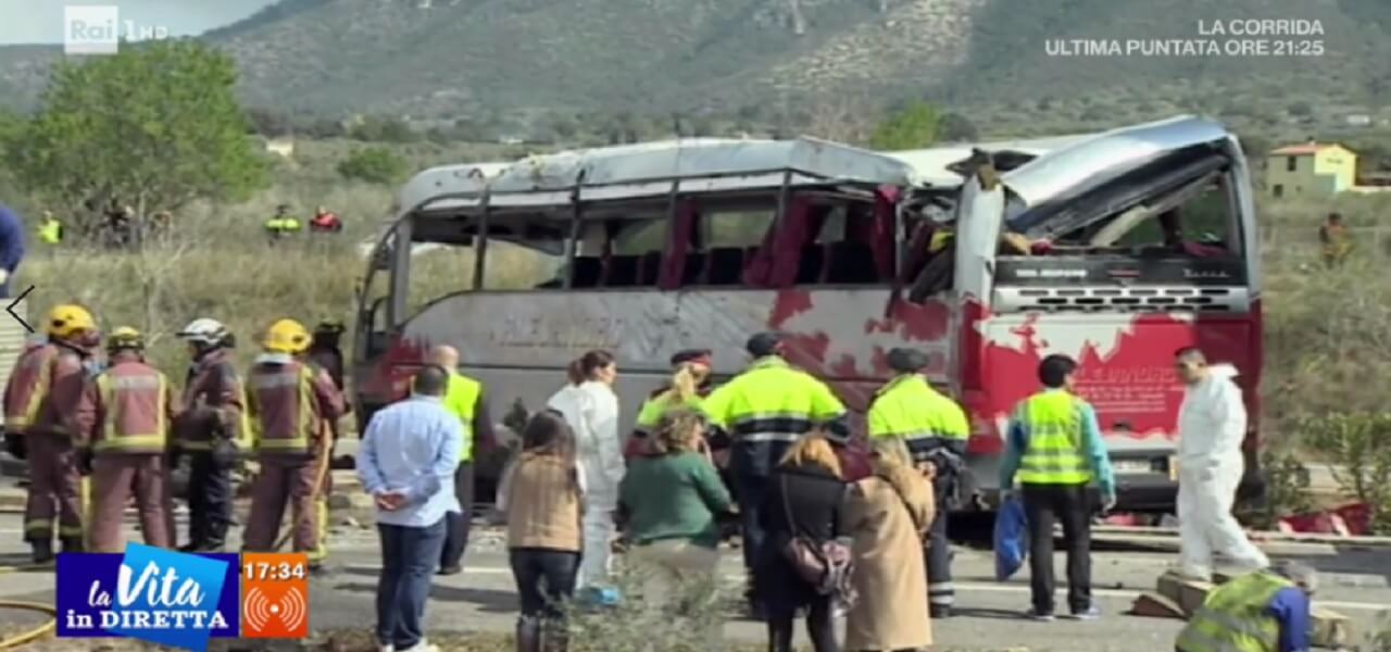 Strage bus Erasmus (La vita in diretta)