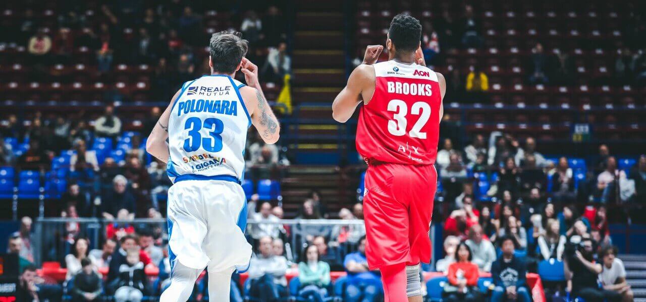 Polonara Brooks Sassari Milano lapresse 2019