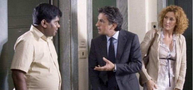 SMS Sotto mentite spoglie/ Su Rete 4 il film di e con Vincenzo