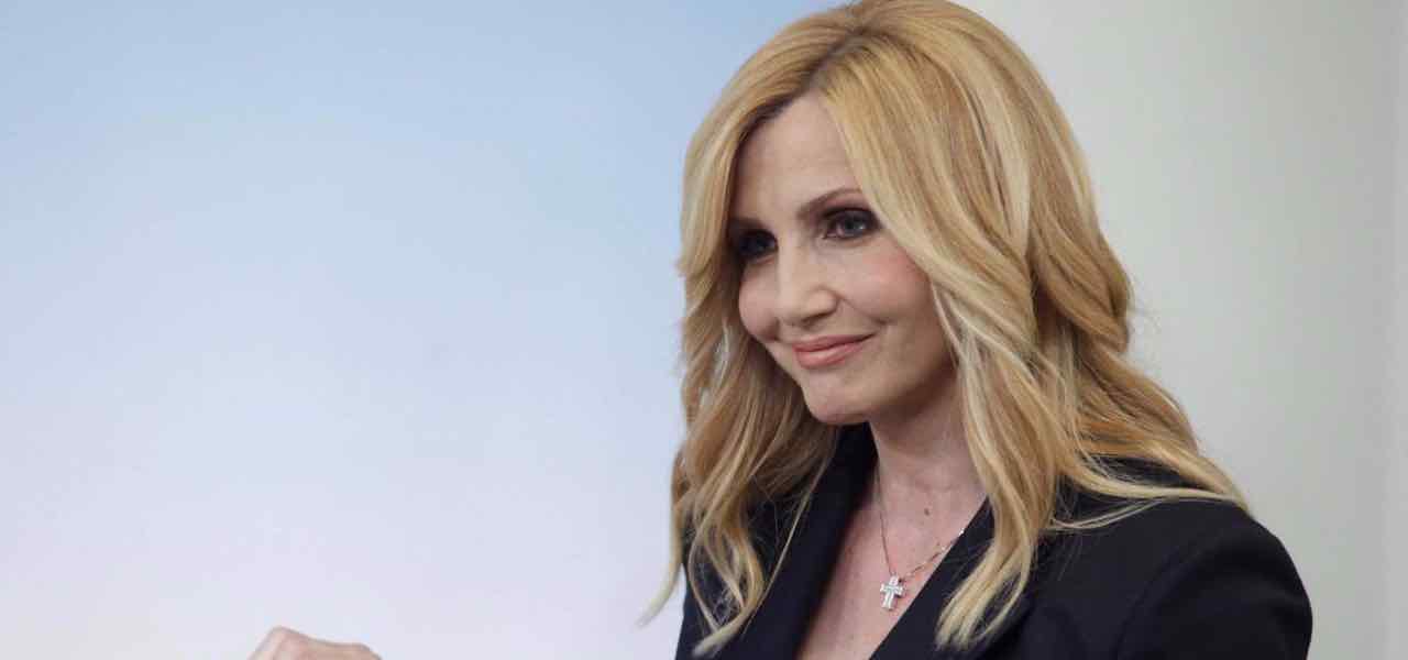 Lorella Cuccarini a Ballata per Genova