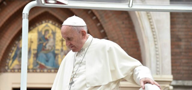papa francesco 2 romania lapresse1280 640x300