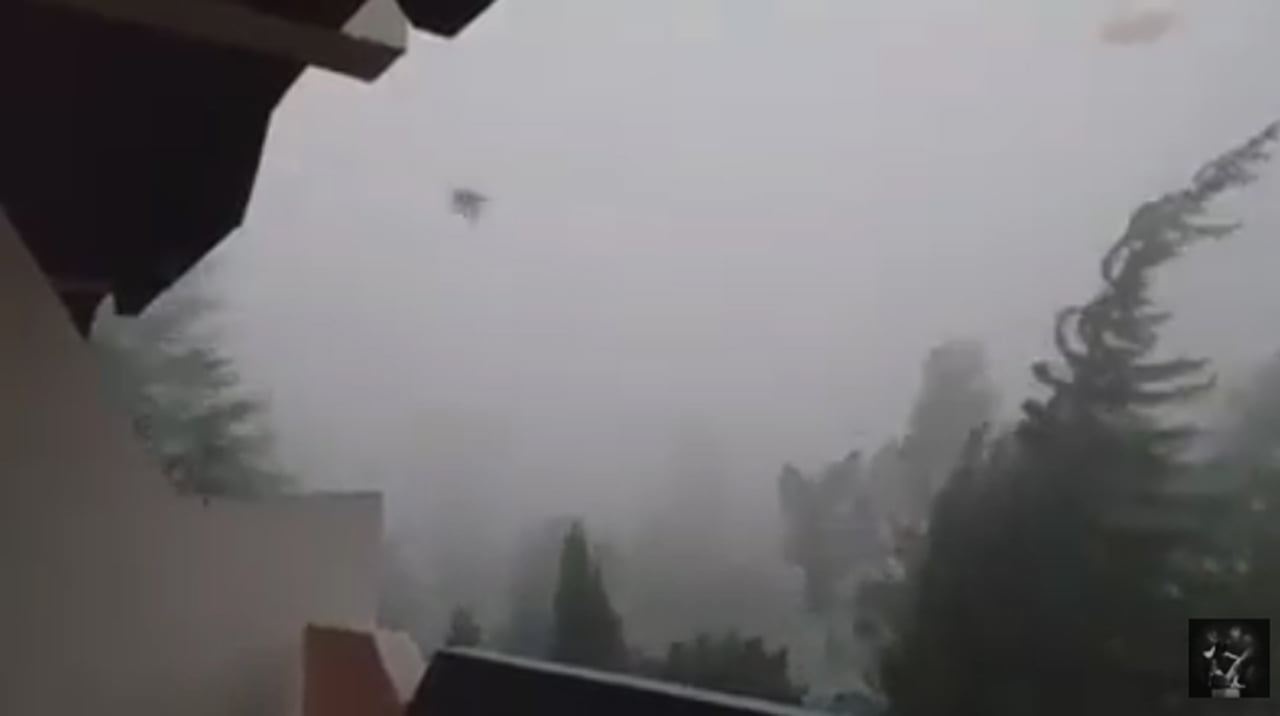 Tornado in Grecia (Yt)