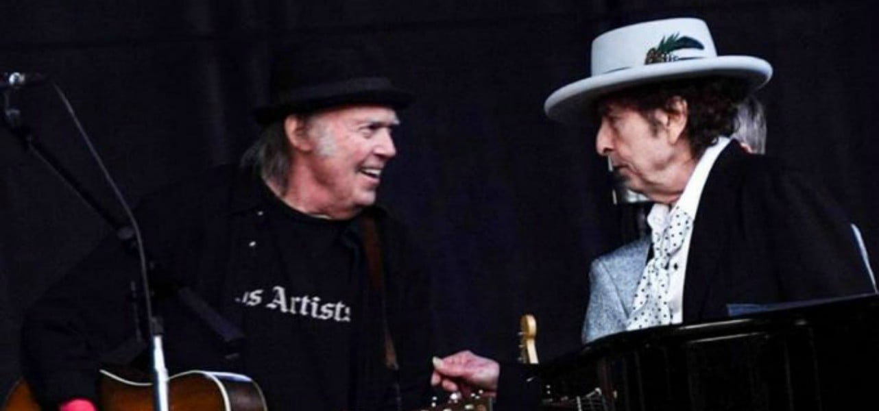 Bob Dylan and Neil Young Hyde Park 1 678x381