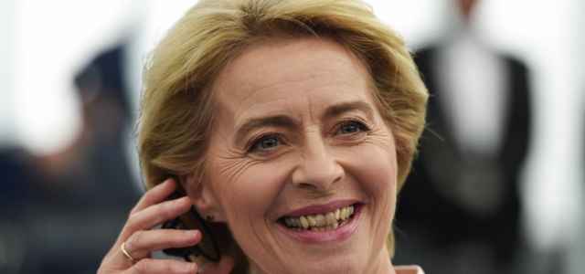 von der leyen auricolare lapresse1280 640x300