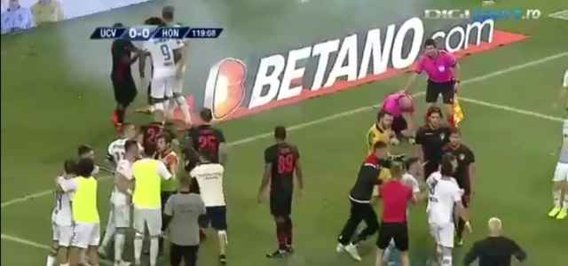 craiova honved bomba carta arbitro