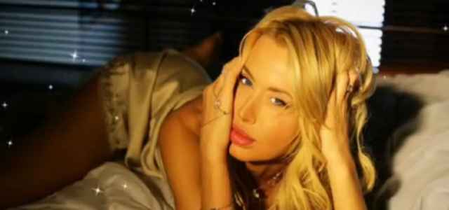 Valeria Marini min 640x300