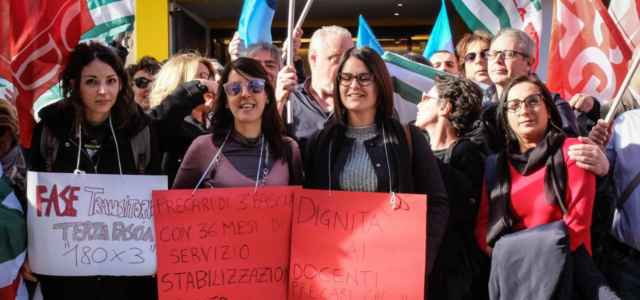 scuola docenti protesta 1 lapresse1280 640x300