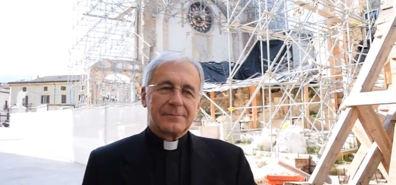 terremotati migranti vescovo norcia renato boccardo