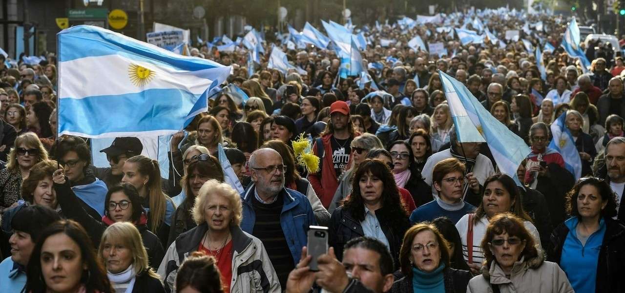 Argentina Manifestazioni Lapresse1280