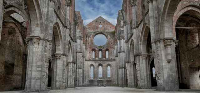 chiesa abbazia galgano arte pxabay1280 640x300