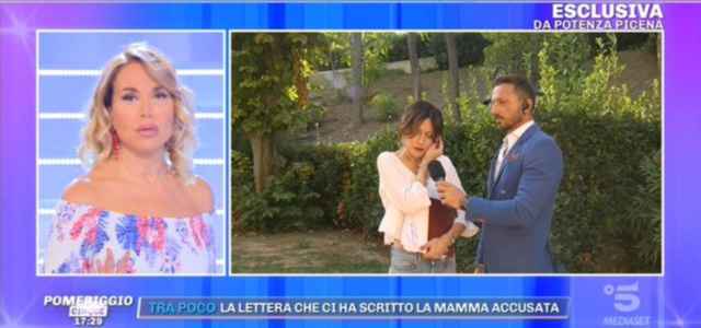 Mamma hot, il caso a Pomeriggio 5