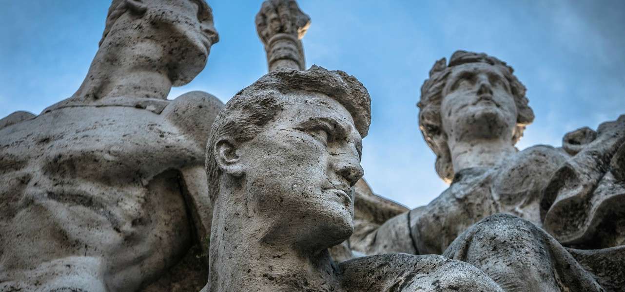 roma statue uomini storia pixabay1280