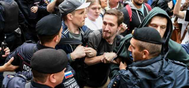 russia protesta elezioni 1 lapresse1280 640x300