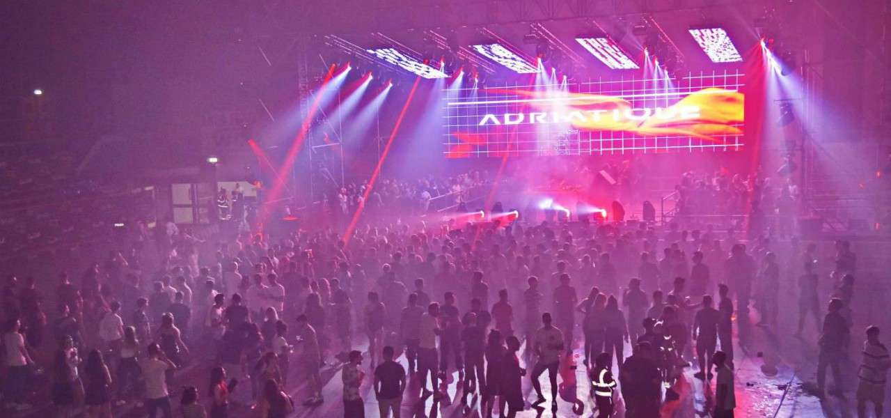 giovani discoteca 1 lapresse1280