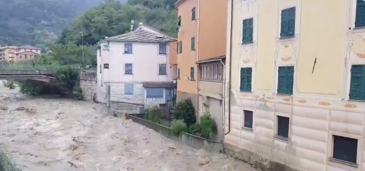 Maltempo Liguria Allerta Meteo Arancione Allagamenti Sull A7 E Nell Imperiese
