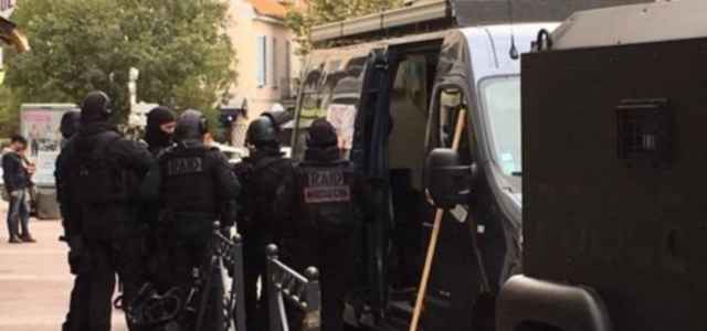 Attacco al museo di Saint-Raphael