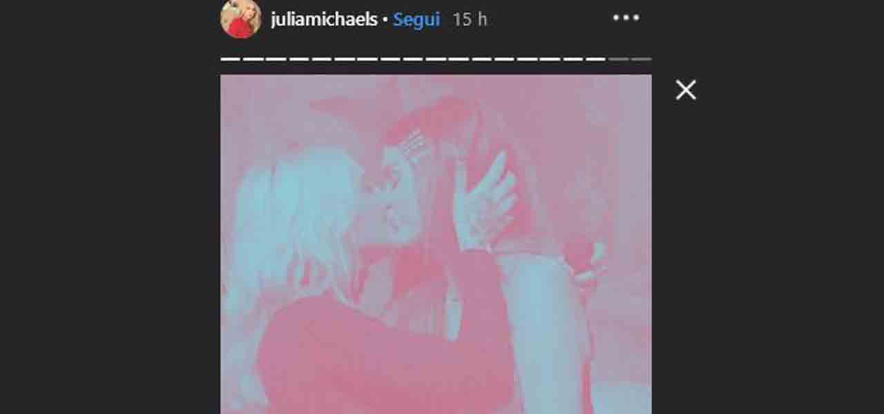 selena gomez bacio saffico instagram