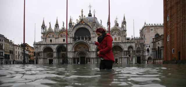 venezia sanmarco acquaalta meteo lapresse1280 640x300