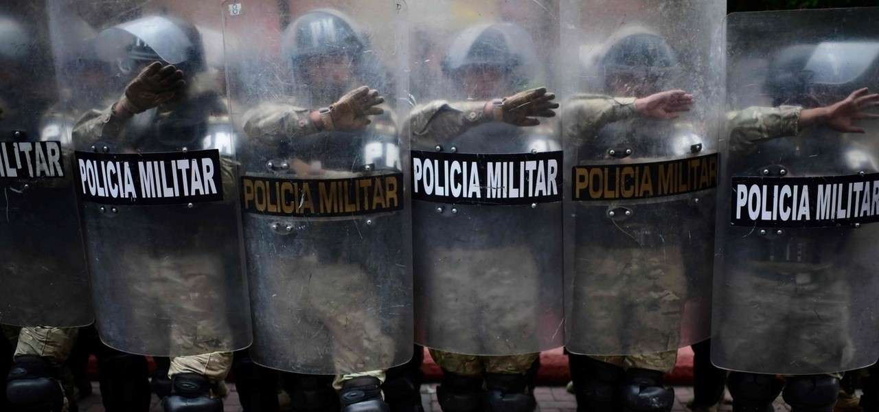 Bolivia Policia Lapresse1280