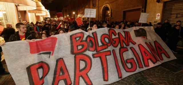 bologna protesta sardine 2 lapresse1280 640x300