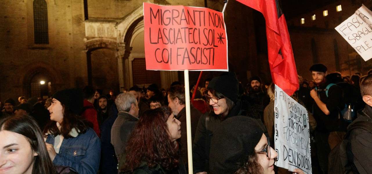 bologna protesta sardine 3 lapresse1280