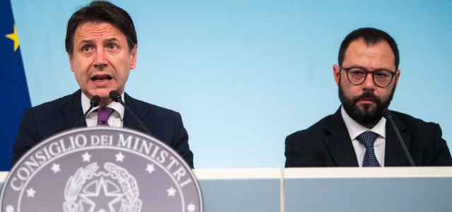 Conte e Patuanelli