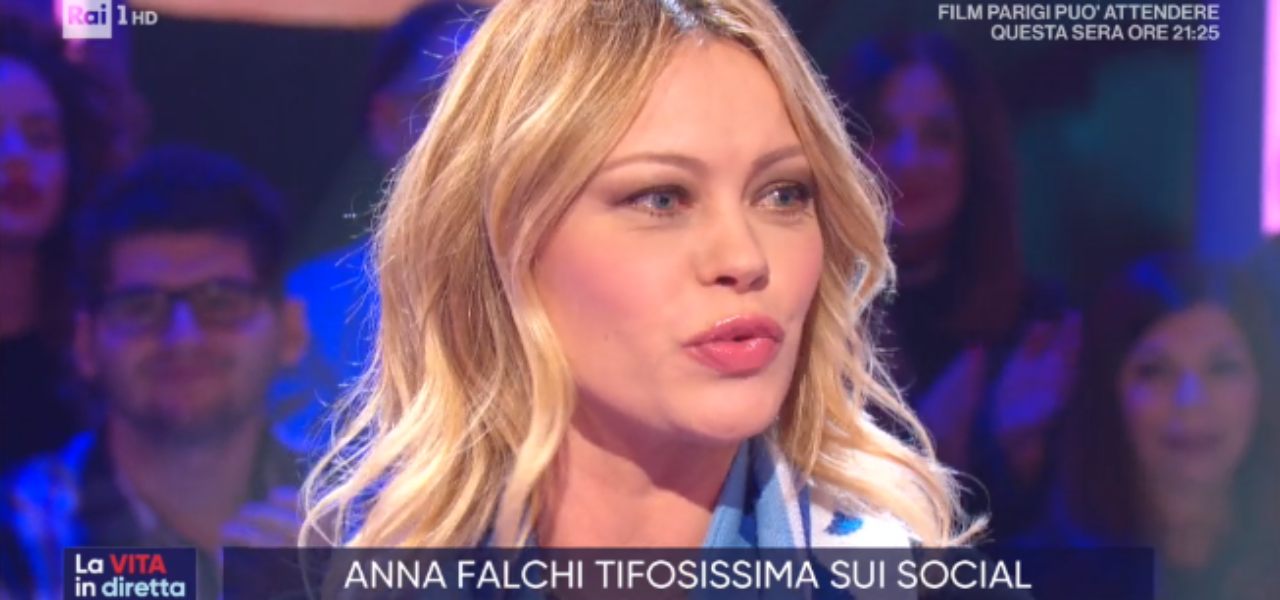 anna falchi vita diretta
