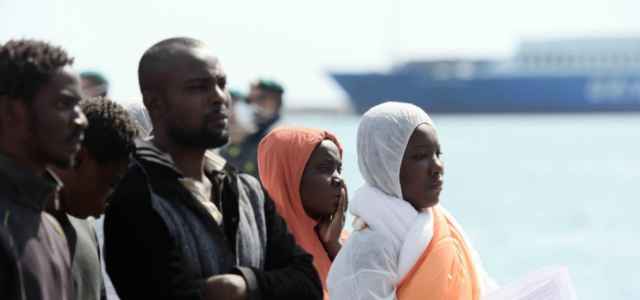 migranti pozzallo