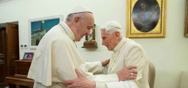 papa francesco benedettoXVI 2 lapresse1280 640x300