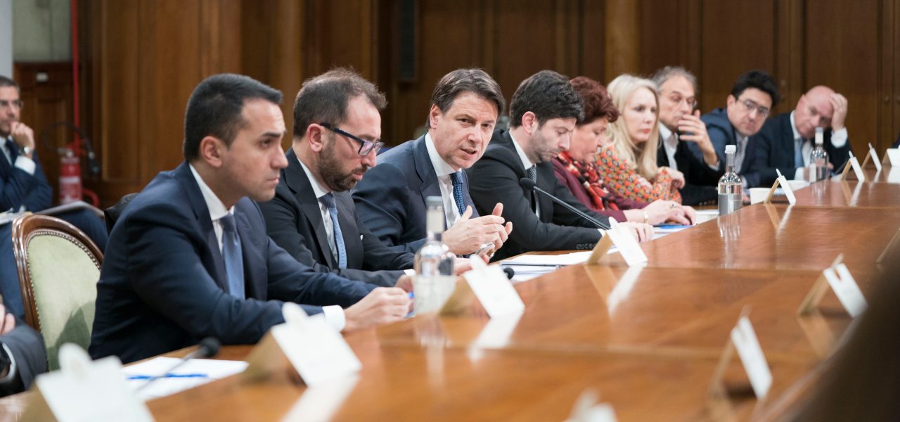 Conte con i partiti