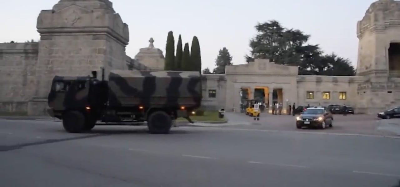 coronavirus camion esercito bare 1 video1280