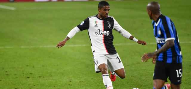 douglas costa