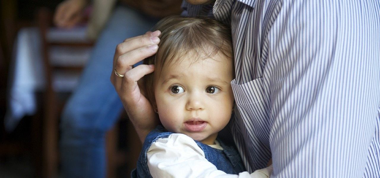 abbraccio padre e figlio