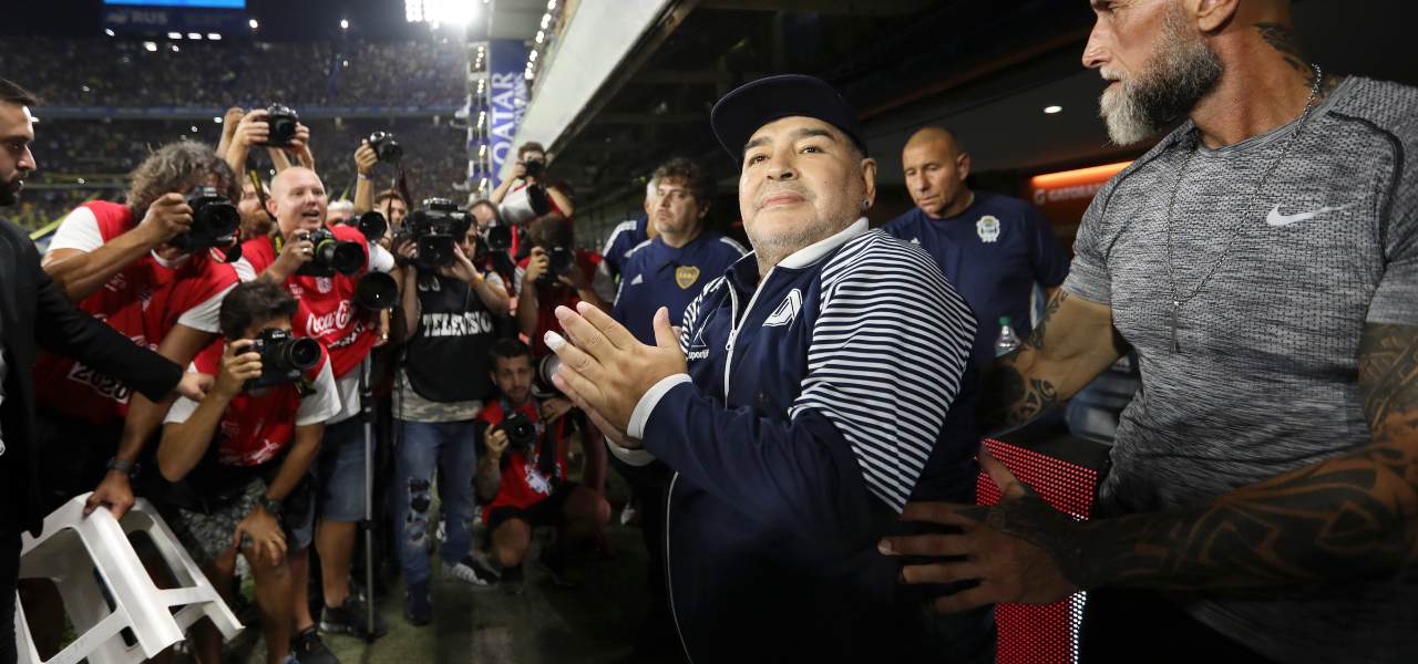 maradona applausi lapresse 2020