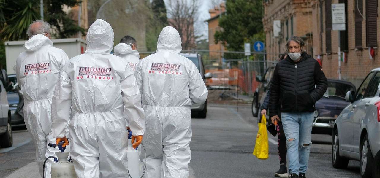 Coronavirus disinfezione lapresse 2020