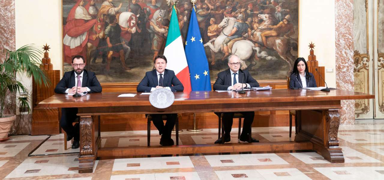 Conte sul decreto imprese