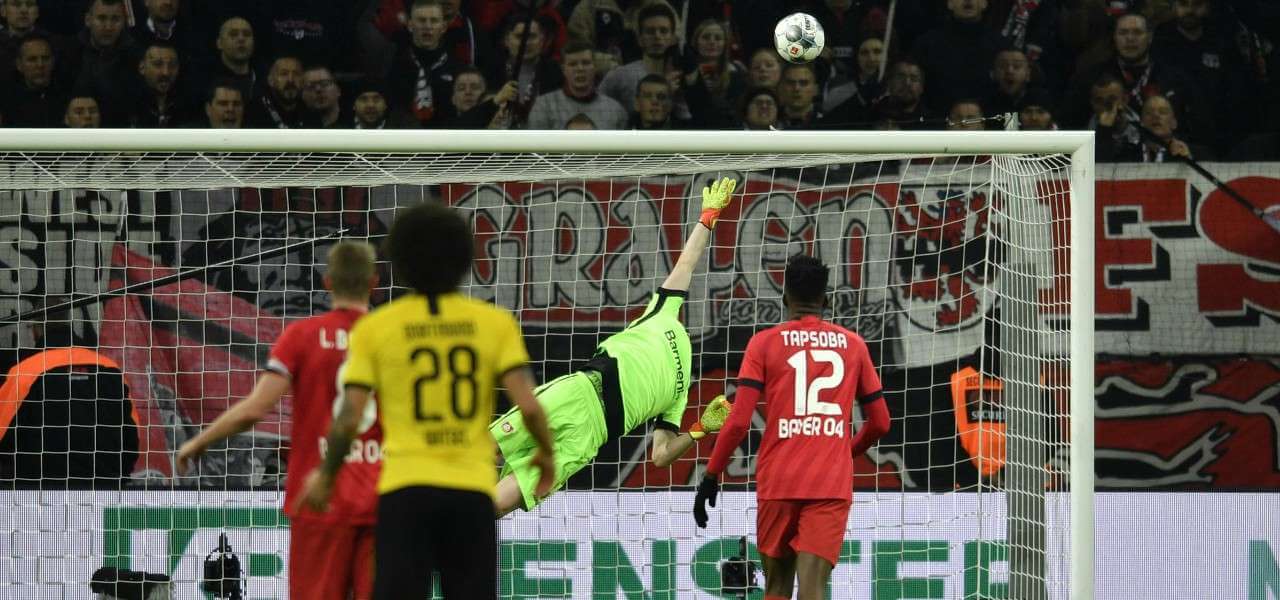 Lukas Hradecky Leverkusen parata lapresse 2020