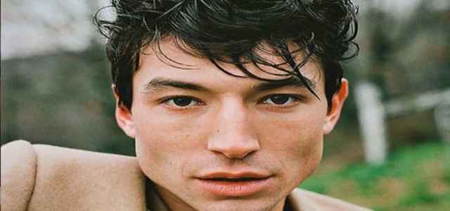 ezra miller the flash min 640x300