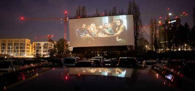 drive in 640x300