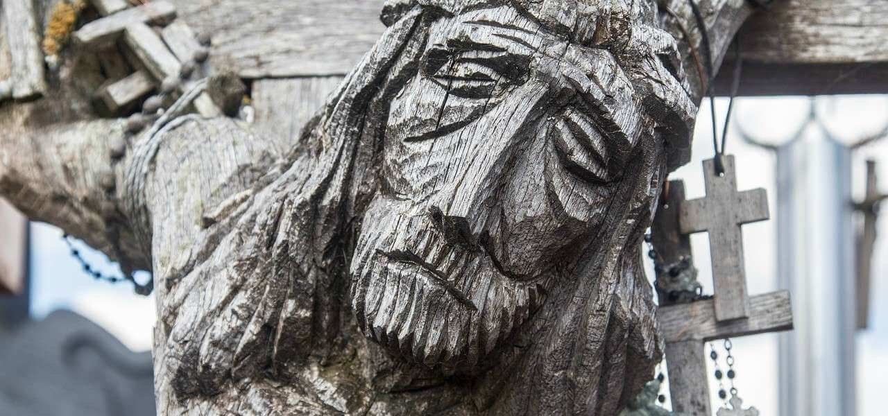 lituania cristo croce fede cristianesimo 1 lapresse1280