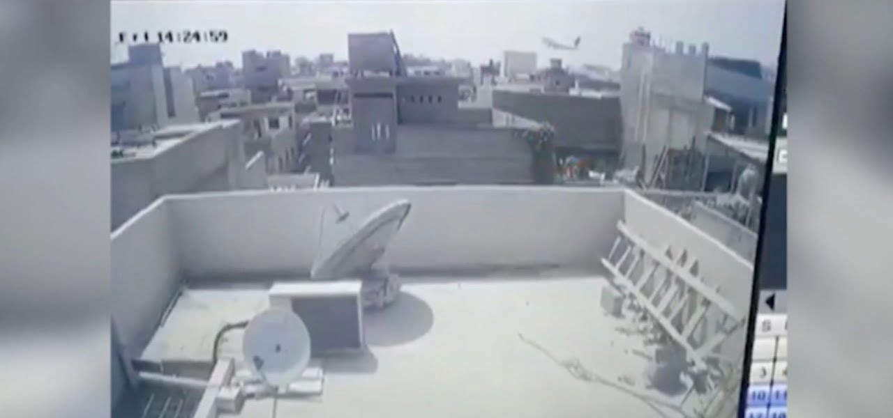 incidente aereo pakistan