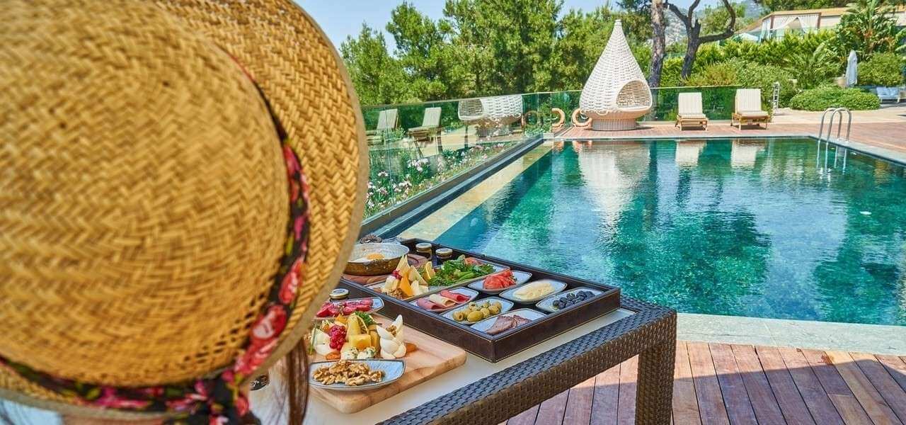 Hotel Piscina Cliente Pixabay1280