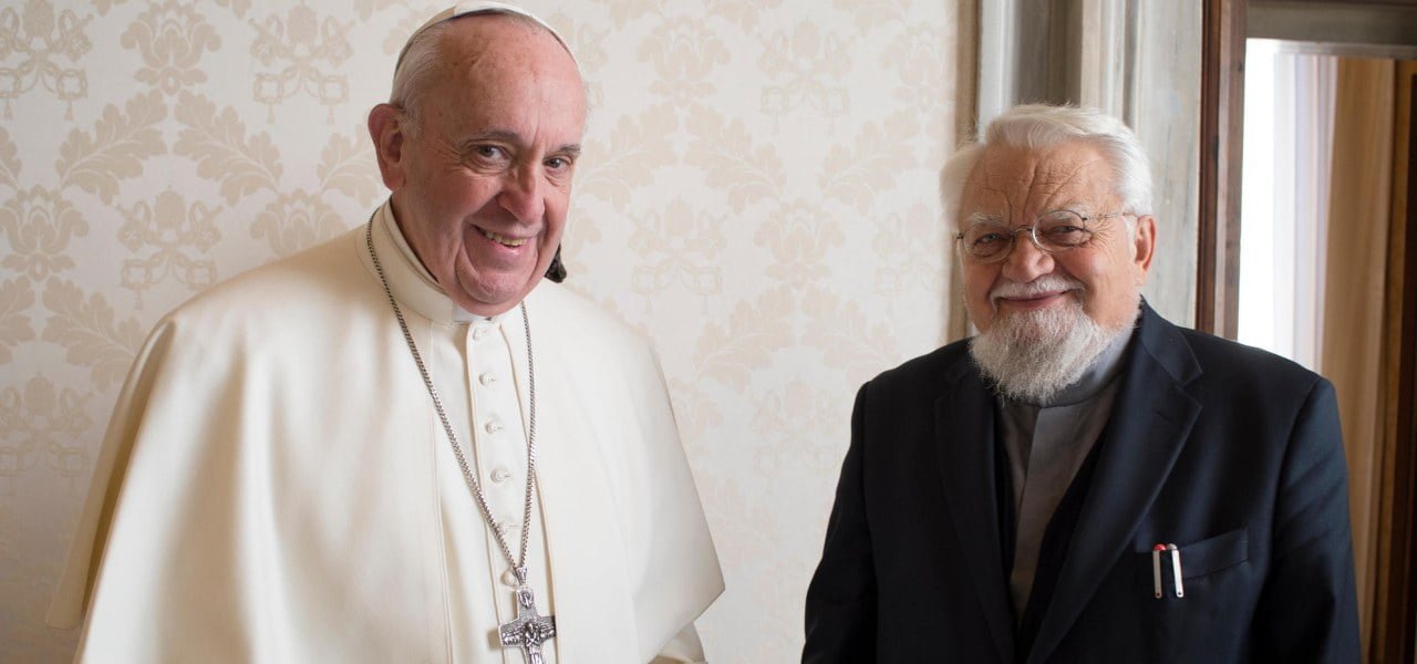 Papa con Enzo Bianchi