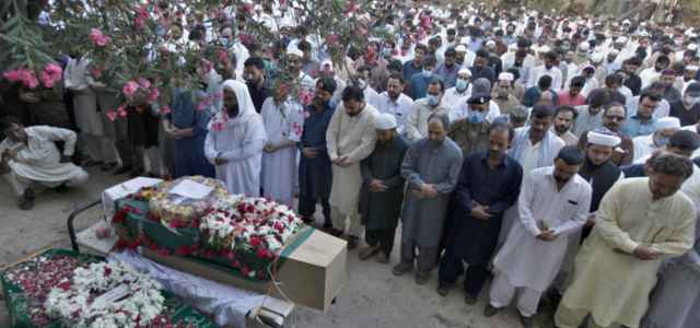 Pakistan Rawalpindi funerale lapresse 2020 640x300