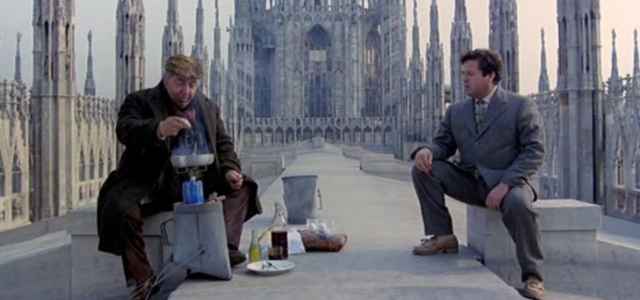 Un povero ricco web1280 640x300